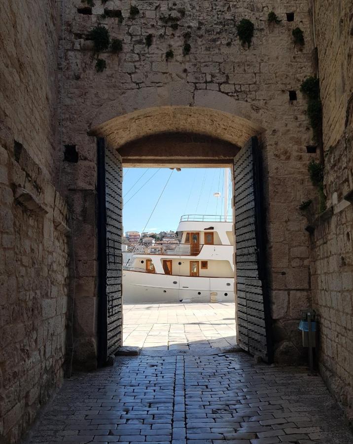 Apartments Filipo Trogir Exterior foto